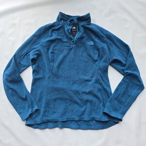 The North Face Women's TKA Lightweight Fleece 1/4 Zip Pullover Polartec Classic